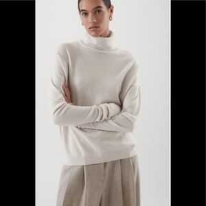 COS 100% Cashmere Turtleneck Sweater